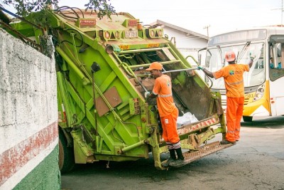 Sweep Cleaner truck